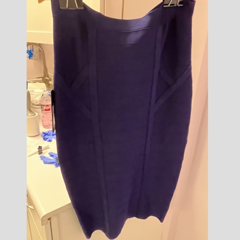 Skirt - Picture 2 of 3